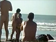 Il bambino russo rende i video erotici gratis e sicuri giocatori di calcio buoni all'aria aperta