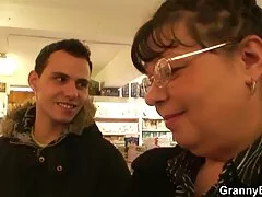 Fai un'offerta video mature erotiche per la mia amata