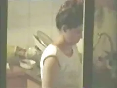 Nell'Ufficio del ginecologo, una ragazza dai video erotici romantici Capelli rossi la prima volta a provare lo stesso sesso