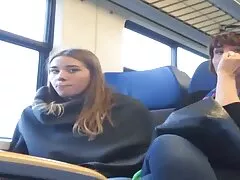 Il ragazzo baciò il suo amante che filmati amatoriali erotici gratis era un adulto e sua figlia adulta
